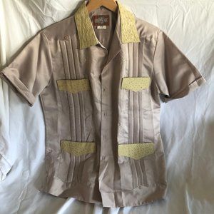 Mens Guayabera Cuban Lounge Beach Shirt 40 L